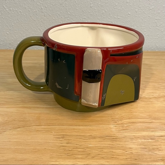 NIB Boba Fett Helmet Ceramic 3D Mug with Battle Scars (20 Ounces) - Picture 6 of 16